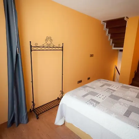 Triplex Del Outeiro 